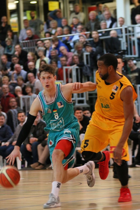 Knights vs. Nürnberg 74:66_58