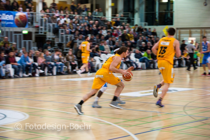 VfL Kirchheim Knights vs.Dresden Titans 88:70