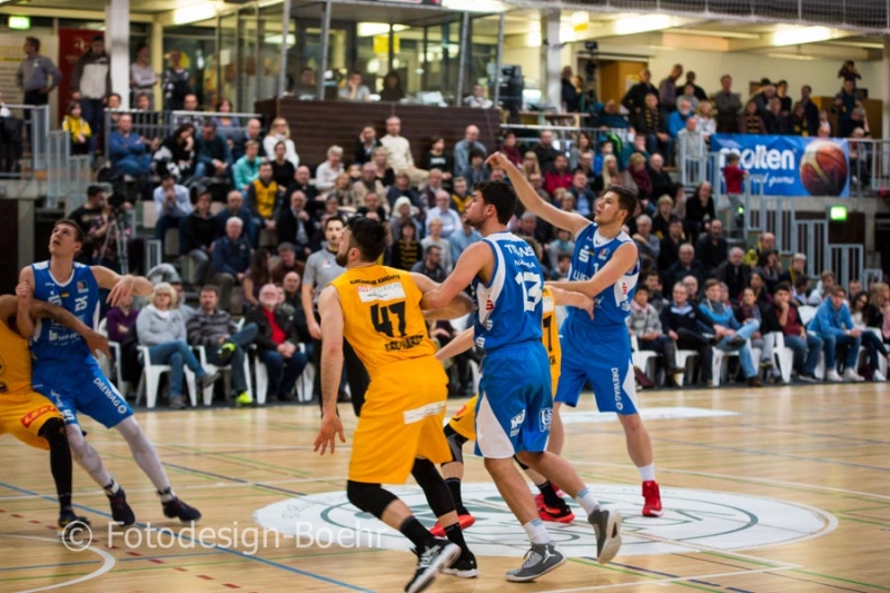 VfL Kirchheim Knights vs.Dresden Titans 88:70