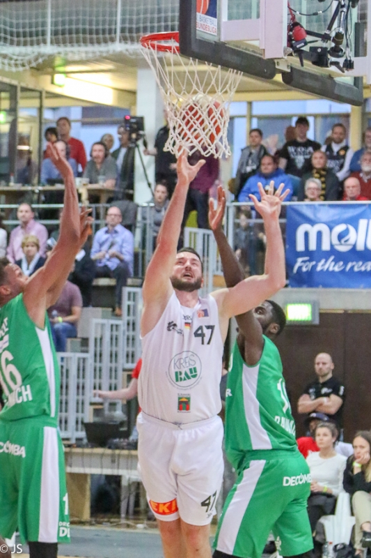 Knights v Braunach Young Pikes 83 zu 75