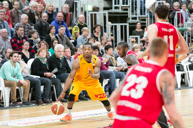 Knights vs Leverkusen 76 zu 66 (JS)