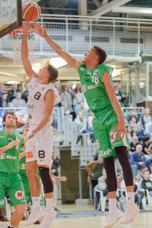 Knights v Braunach Young Pikes 83 zu 75